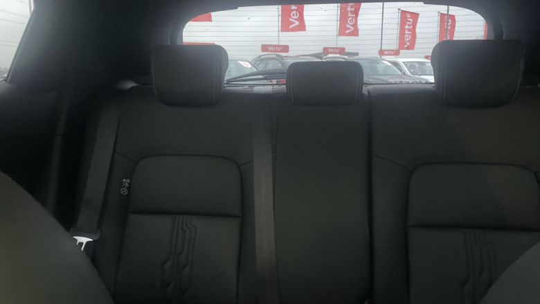 Nissan Juke 1.0 DiG-T 114 Tekna 5dr DCT Petrol Hatchback